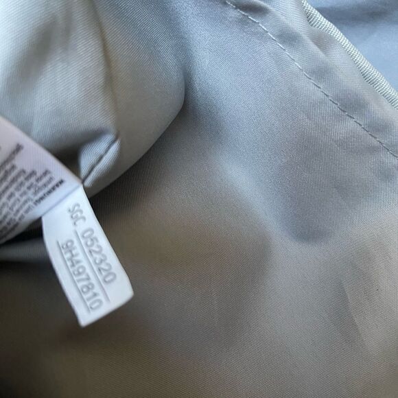 SKIP HOP FLATIRON DIAPER BACKPACK NYLON BLACK-WHITE WITH GOLD TONE HARDWARES - Picture 10 of 13